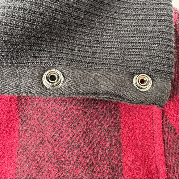 Heritage Large Buffalo plaid red and black coat wool jacket with silver hardware - Picture 5 of 8